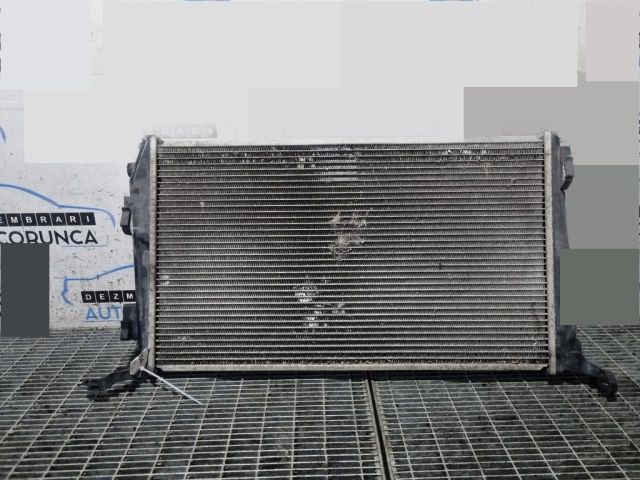 bontott DACIA DUSTER Vízhűtő Radiátor (Klímás)