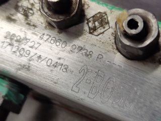 bontott DACIA DUSTER ABS Kocka