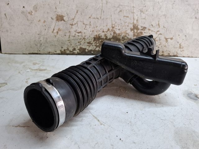 bontott DACIA DUSTER Légbeömlő Cső