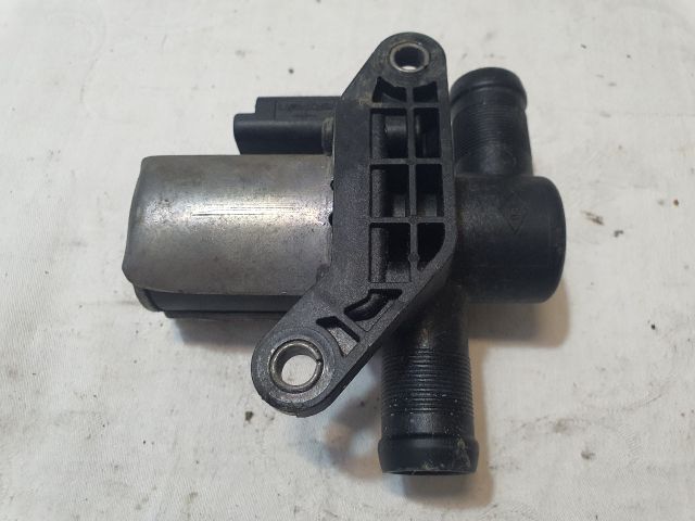 bontott DACIA DUSTER Vízpumpa