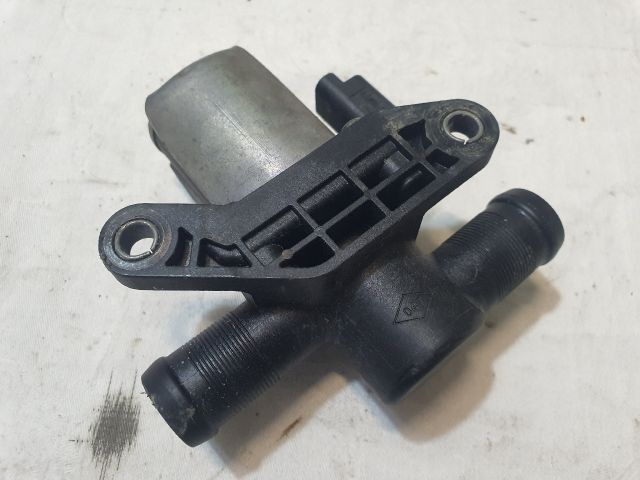 bontott DACIA DUSTER Vízpumpa