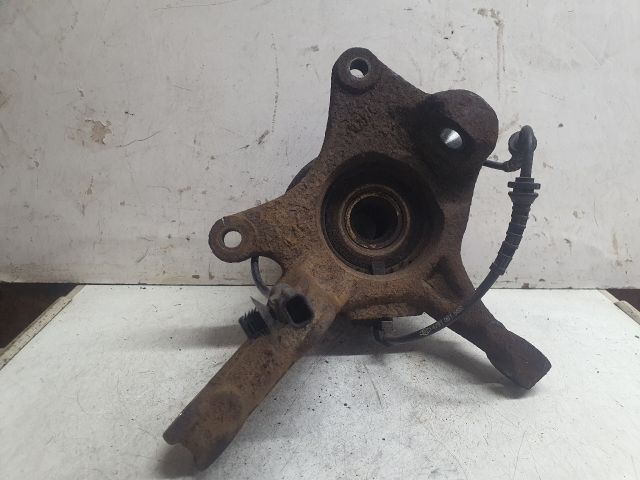 bontott DACIA DUSTER Bal első Csonkállvány Kerékaggyal