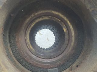 bontott DACIA DUSTER Bal első Csonkállvány Kerékaggyal