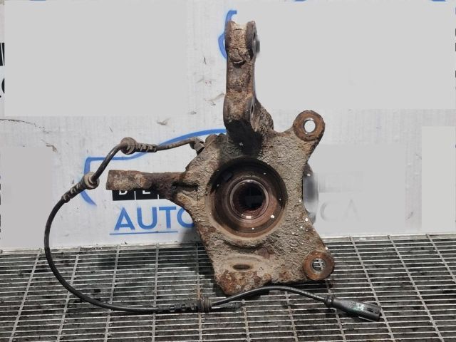 bontott DACIA DUSTER Bal első Csonkállvány