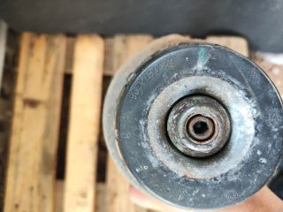 bontott DACIA DUSTER Bal első Gólyaláb (Lengécsillapító, Rugó)