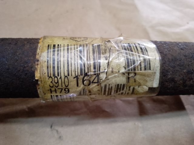 bontott DACIA DUSTER Bal Féltengely