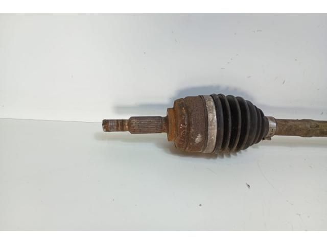 bontott DACIA DUSTER Bal Féltengely