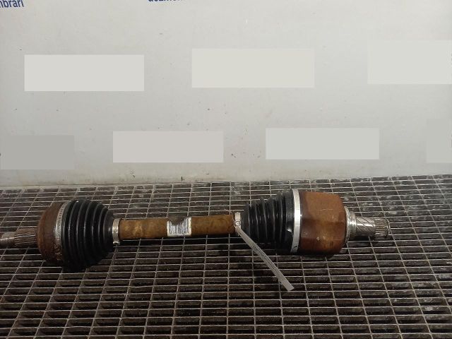 bontott DACIA DUSTER Bal Féltengely