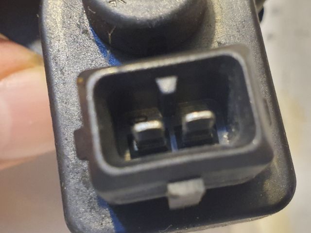 bontott DACIA DUSTER EGR / AGR Vákum Szelep