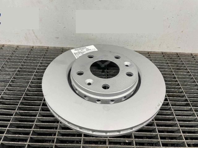 bontott DACIA DUSTER Első Féktárcsa