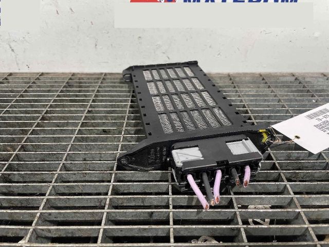 bontott DACIA DUSTER Fűtőradiátor