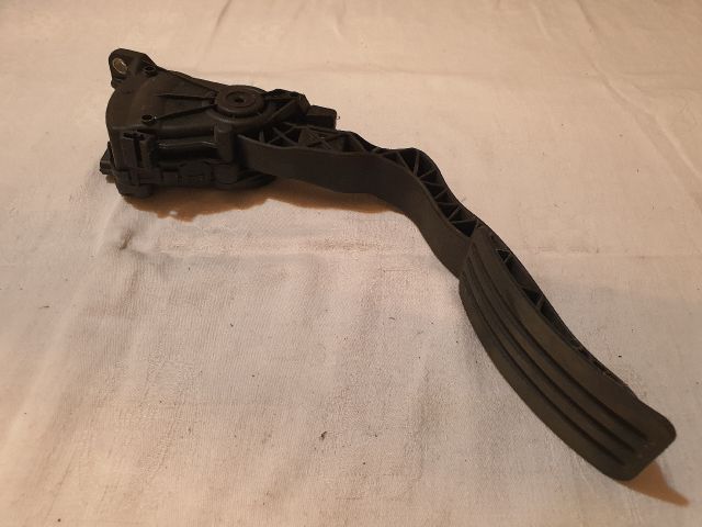 bontott DACIA DUSTER Gázpedál (Elektromos)