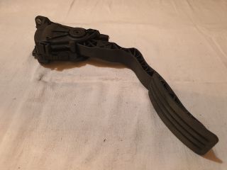 bontott DACIA DUSTER Gázpedál (Elektromos)