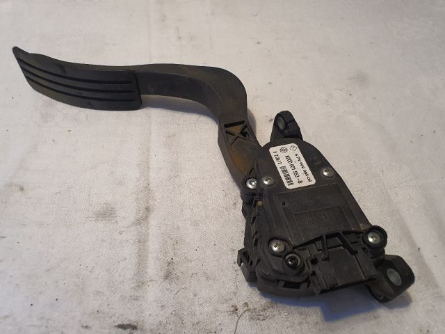 bontott DACIA DUSTER Gázpedál (Elektromos)