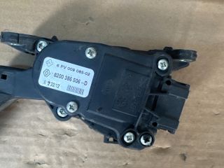 bontott DACIA DUSTER Gázpedál (Elektromos)