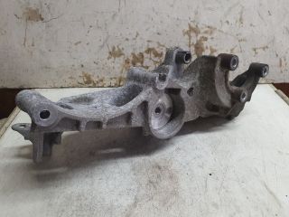 bontott DACIA DUSTER Generátor Tartó Bak