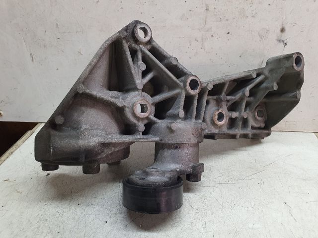 bontott DACIA DUSTER Generátor Tartó Bak