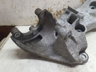 bontott DACIA DUSTER Generátor Tartó Bak