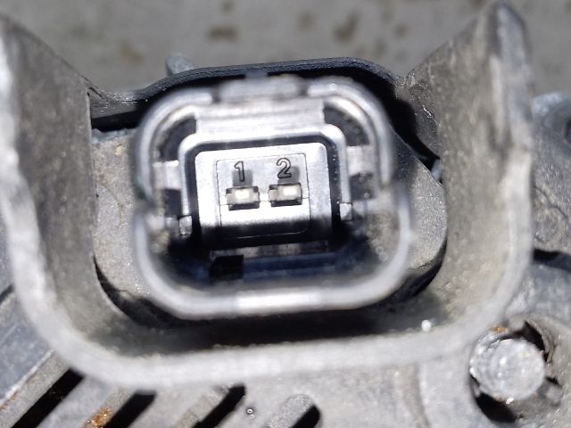 bontott DACIA DUSTER Generátor