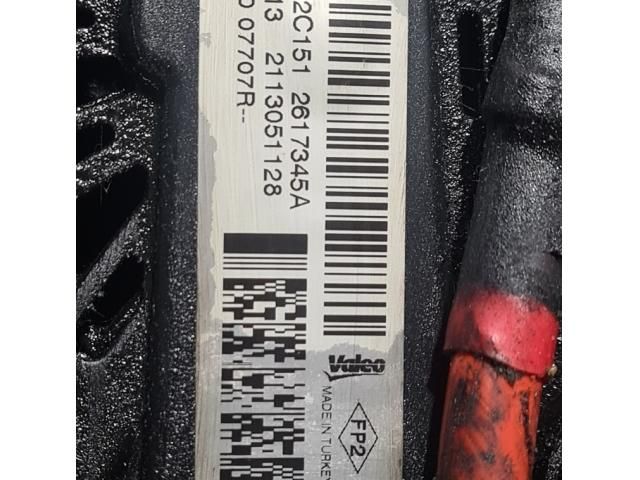 bontott DACIA DUSTER Generátor