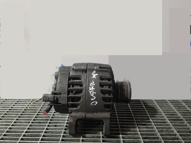 bontott DACIA DUSTER Generátor