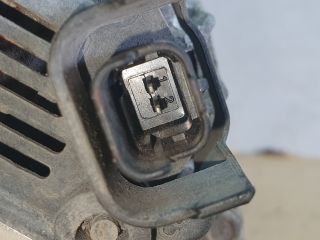 bontott DACIA DUSTER Generátor