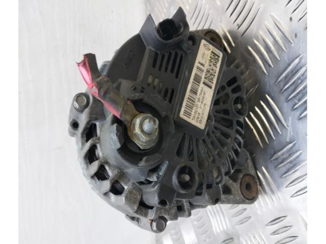 bontott DACIA DUSTER Generátor