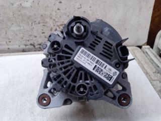 bontott DACIA DUSTER Generátor
