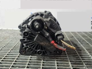 bontott DACIA DUSTER Generátor