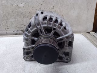 bontott DACIA DUSTER Generátor