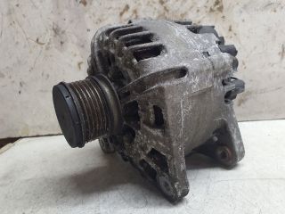 bontott DACIA DUSTER Generátor