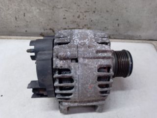 bontott DACIA DUSTER Generátor