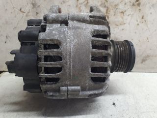 bontott DACIA DUSTER Generátor