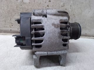 bontott DACIA DUSTER Generátor