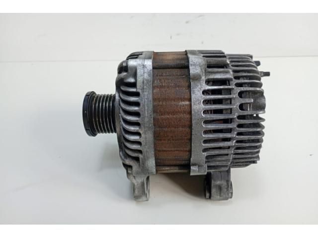 bontott DACIA DUSTER Generátor