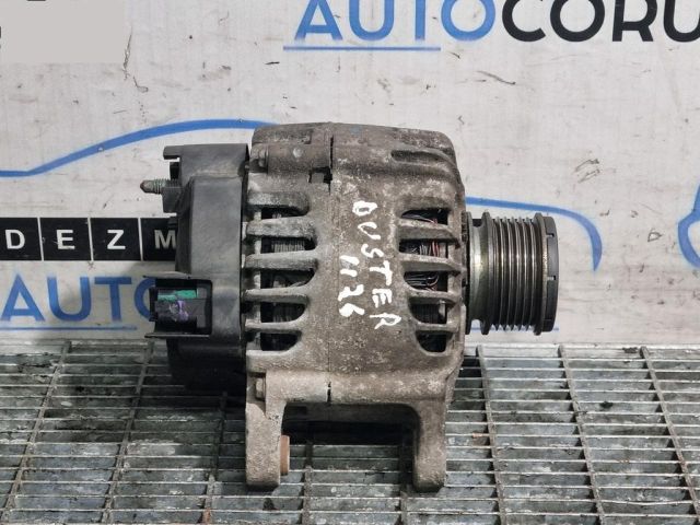 bontott DACIA DUSTER Generátor