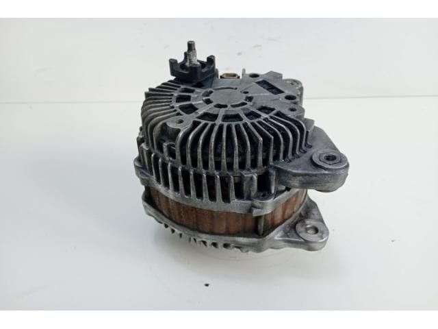bontott DACIA DUSTER Generátor