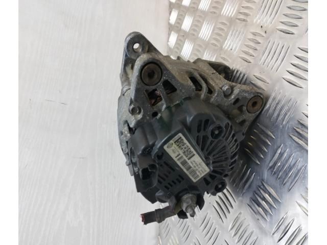 bontott DACIA DUSTER Generátor