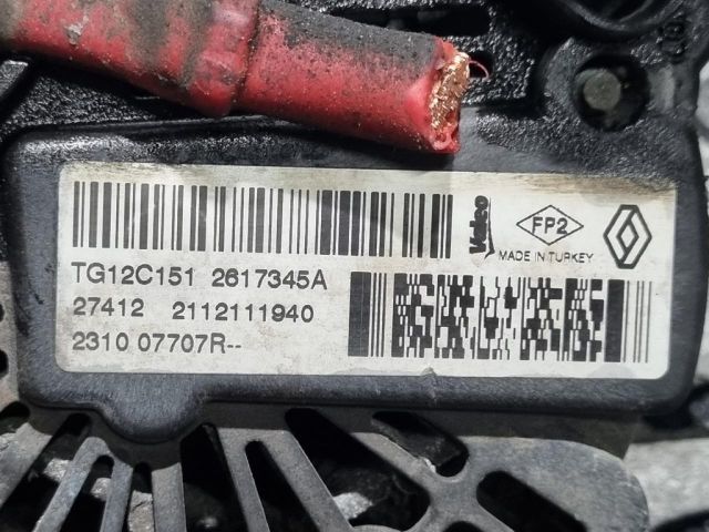 bontott DACIA DUSTER Generátor