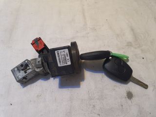 bontott DACIA DUSTER Gyújtáskapcsoló Házzal