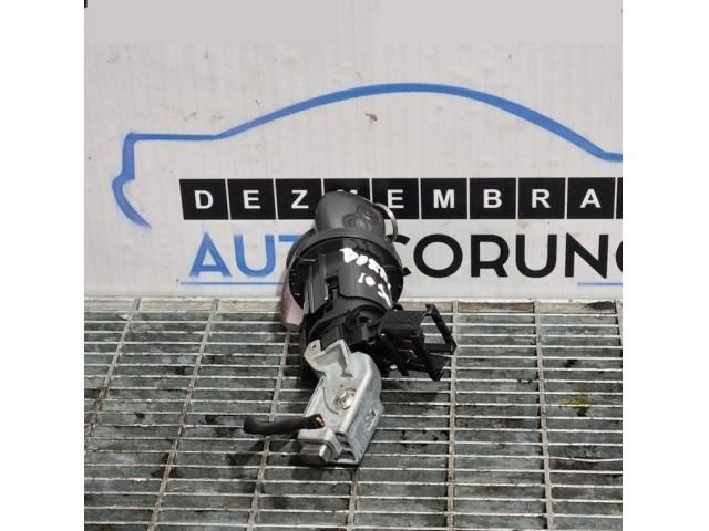 bontott DACIA DUSTER Gyújtáskapcsoló