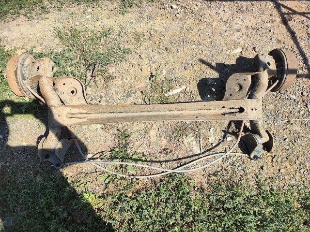 bontott DACIA DUSTER Hátsó Híd (Dobfékes)