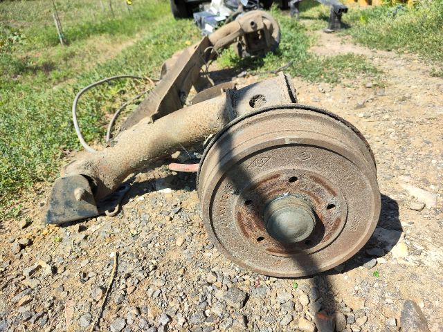 bontott DACIA DUSTER Hátsó Híd (Dobfékes)