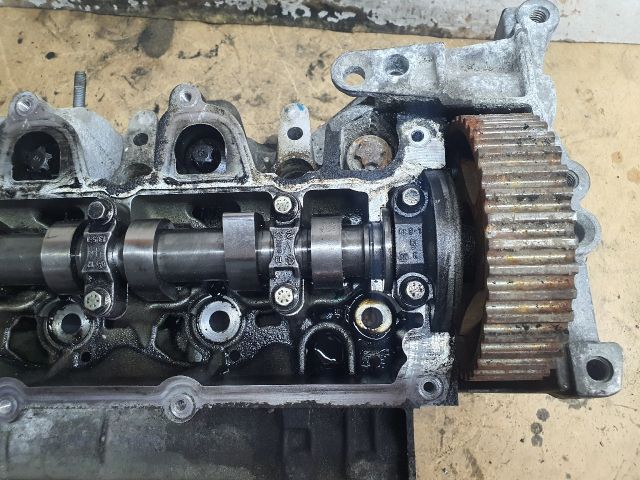 bontott DACIA DUSTER Hengerfej