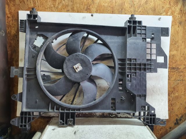 bontott DACIA DUSTER Hűtőventilátor