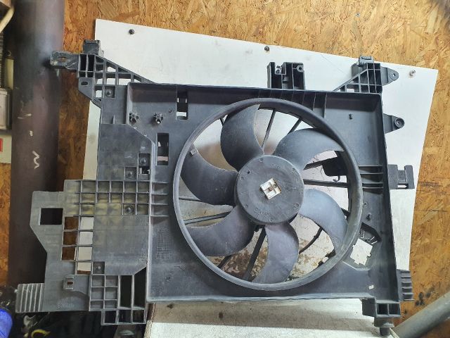 bontott DACIA DUSTER Hűtőventilátor