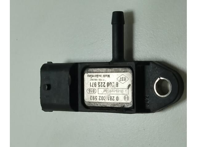 bontott DACIA DUSTER Jeladó (Magában)