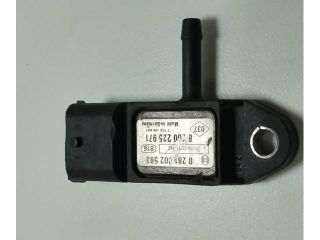 bontott DACIA DUSTER Jeladó (Magában)