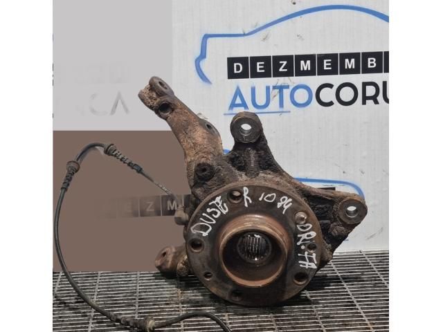 bontott DACIA DUSTER Jobb első Csonkállvány