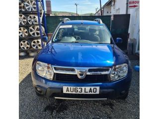 bontott DACIA DUSTER Jobb első Csonkállvány